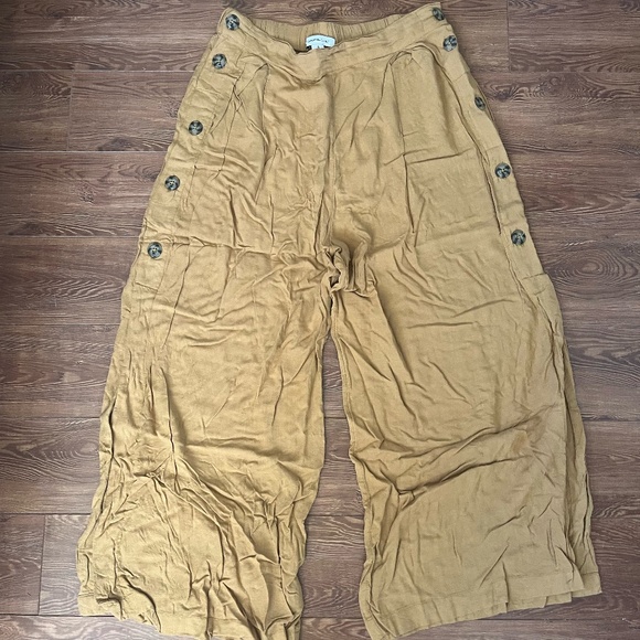 O'Neil wide legged mustard pants - Picture 1 of 2